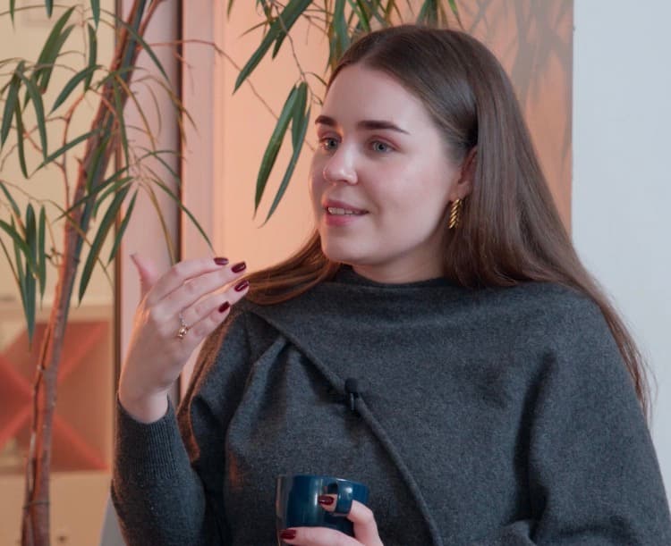 A young woman sharing her story